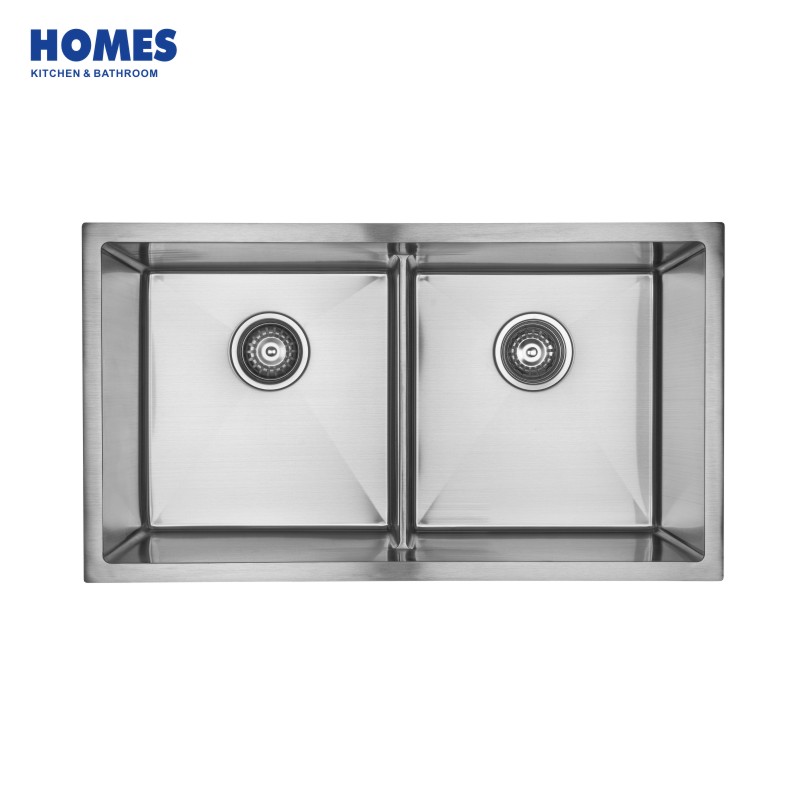 82cm Undermount 50/50 Double Bowl 16 Gauge Stainless Steel Kitchen Sink (UD8245A)